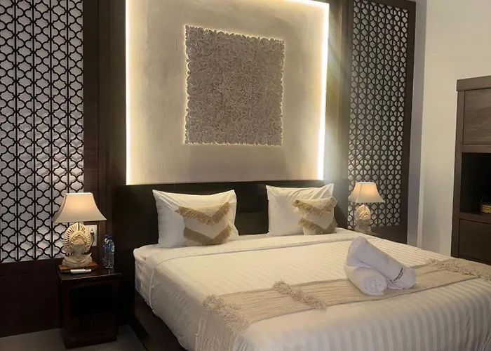 Hotel Kelingking Mesari And Batumadeg